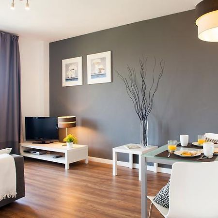 ฟีลัทโฮมโพเบิลนูบีชอพาร์ตเมนท์ Apartment บาร์เซโลนา ภายนอก รูปภาพ