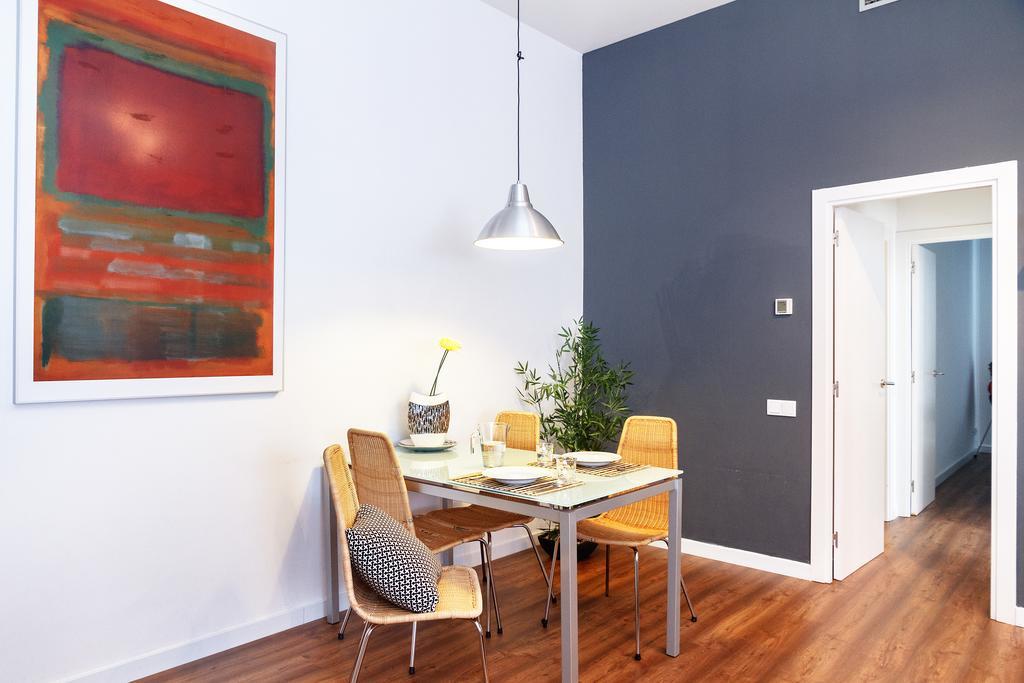 ฟีลัทโฮมโพเบิลนูบีชอพาร์ตเมนท์ Apartment บาร์เซโลนา ภายนอก รูปภาพ