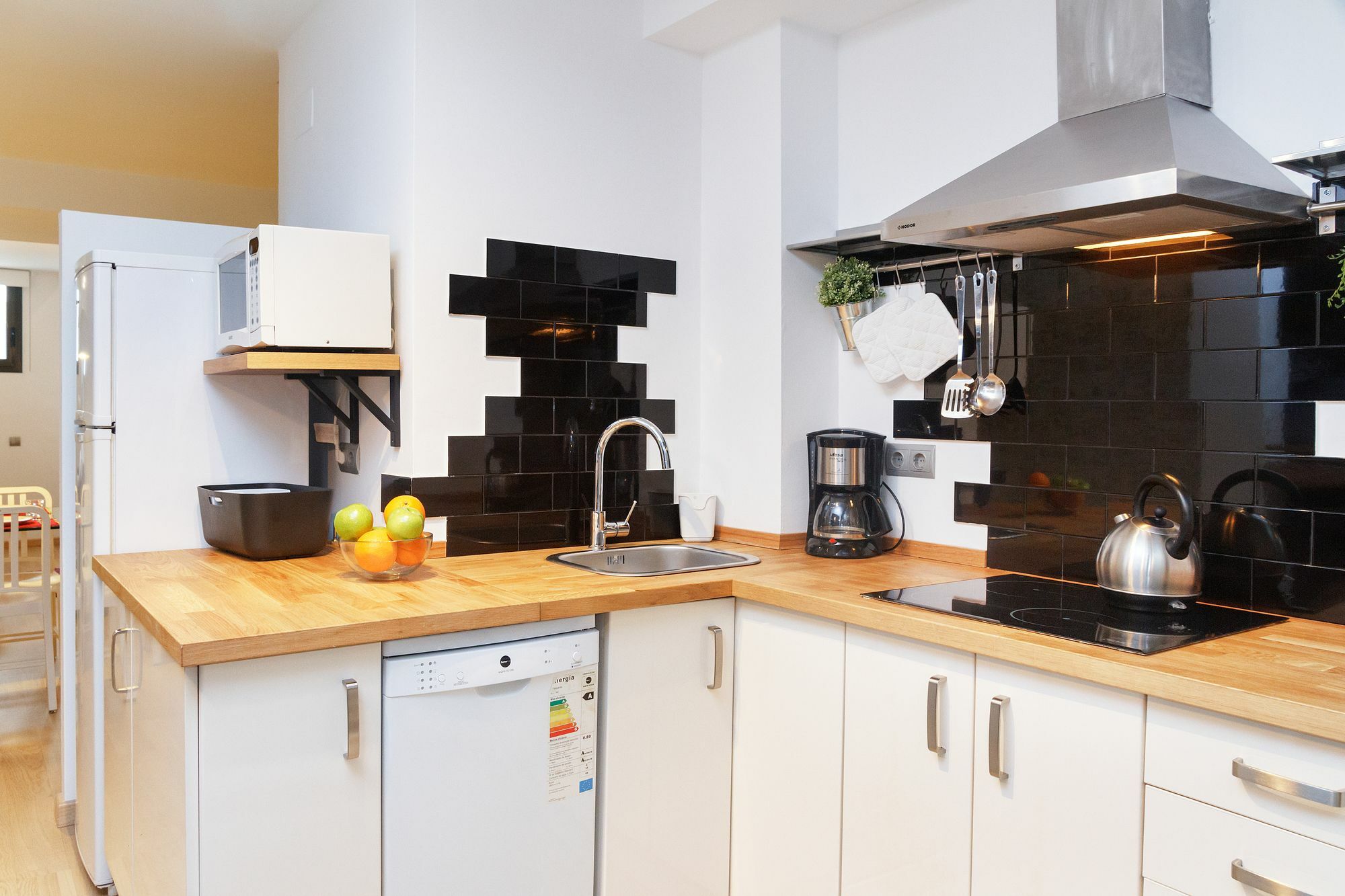 ฟีลัทโฮมโพเบิลนูบีชอพาร์ตเมนท์ Apartment บาร์เซโลนา ภายนอก รูปภาพ